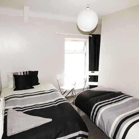 Wyndham House Hotel Troed-y-rhiw ภายนอก รูปภาพ