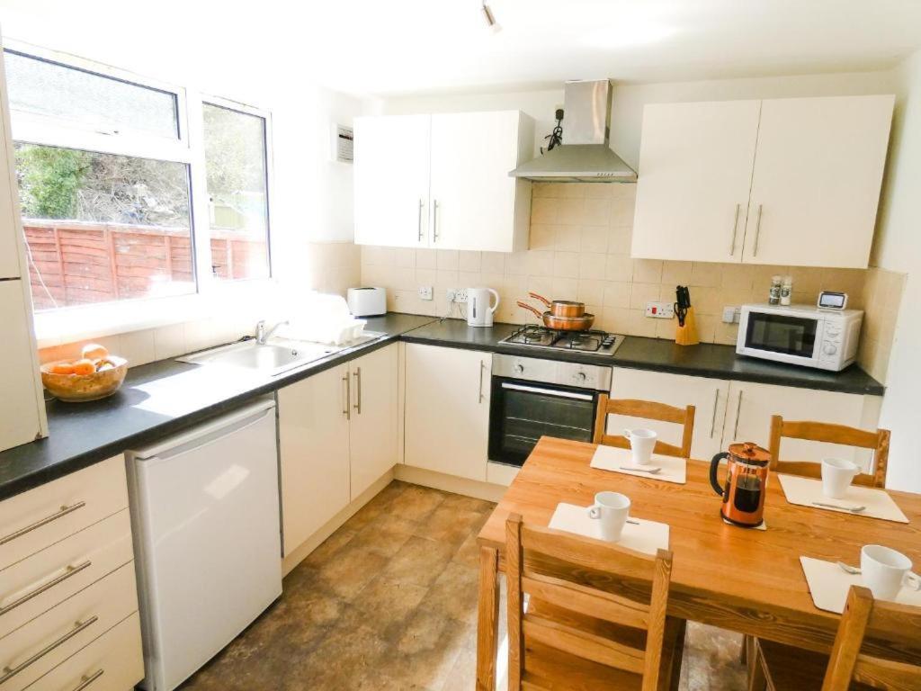 Wyndham House Hotel Troed-y-rhiw ภายนอก รูปภาพ