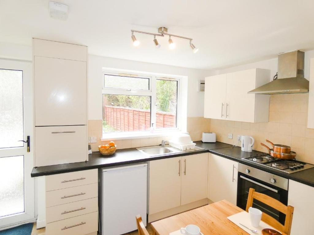 Wyndham House Hotel Troed-y-rhiw ภายนอก รูปภาพ